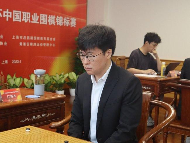 天天曰