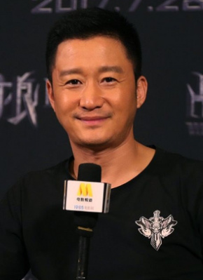 在公交车上h